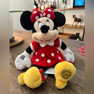 Minnie Mouse stuffed toy